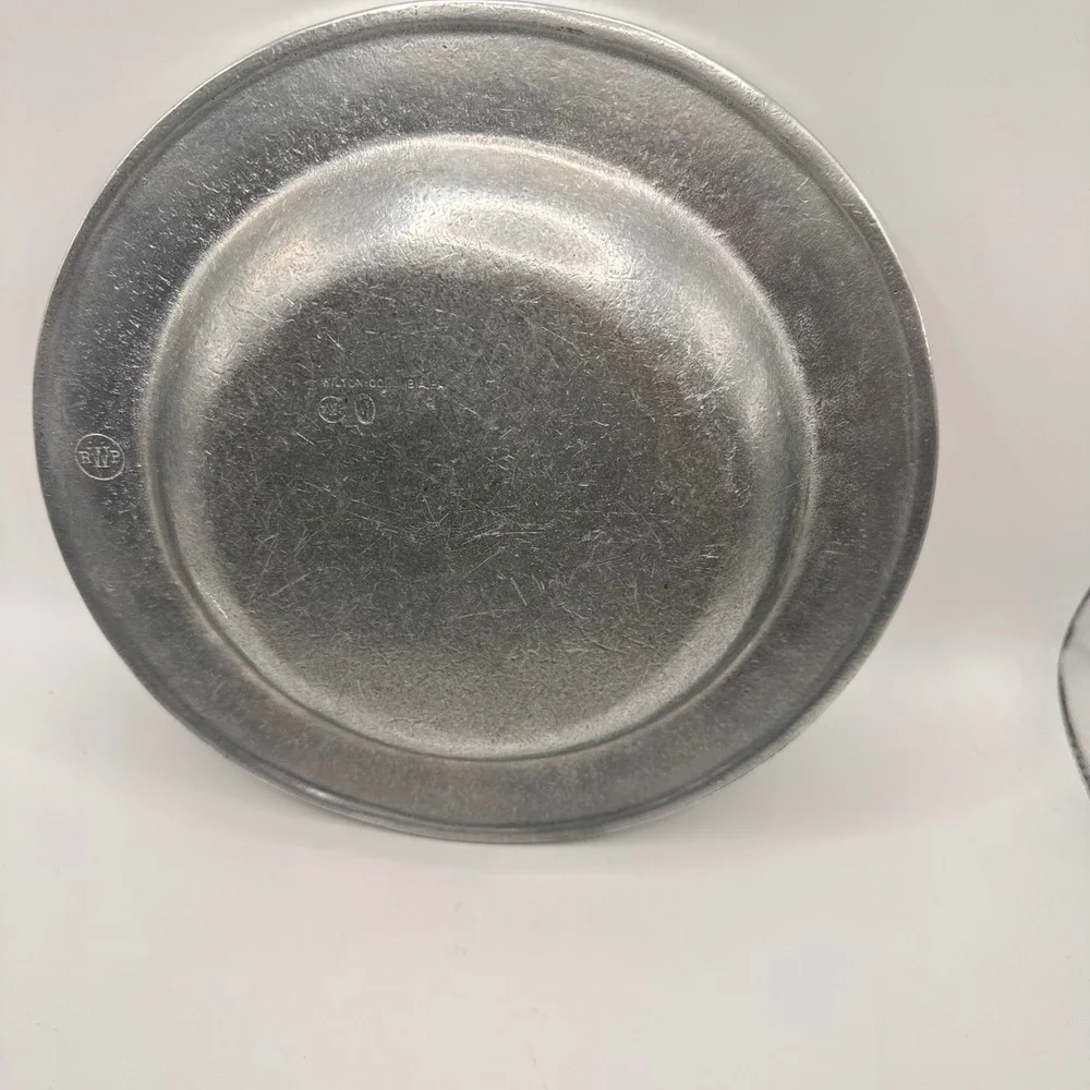 Wilton Armetale Pewter Plate 